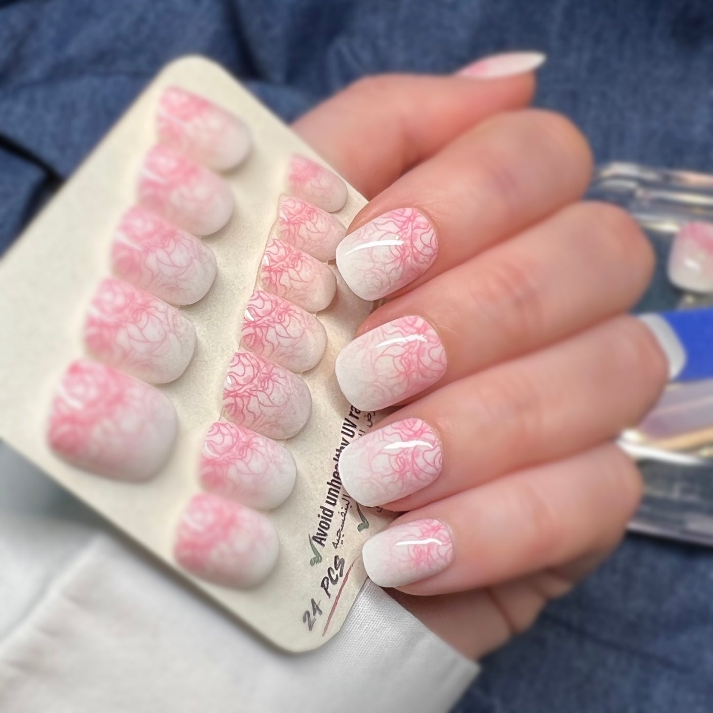 Miracle Art Salon Acrylic Nails Short Length, 24 Pieces Winter Flowers SH24010